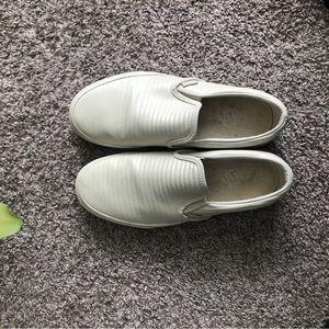 VANS SLIP ONS